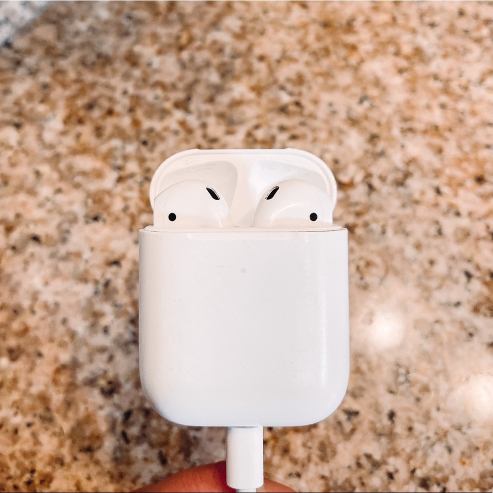 Apple Air pods 2nd Gen